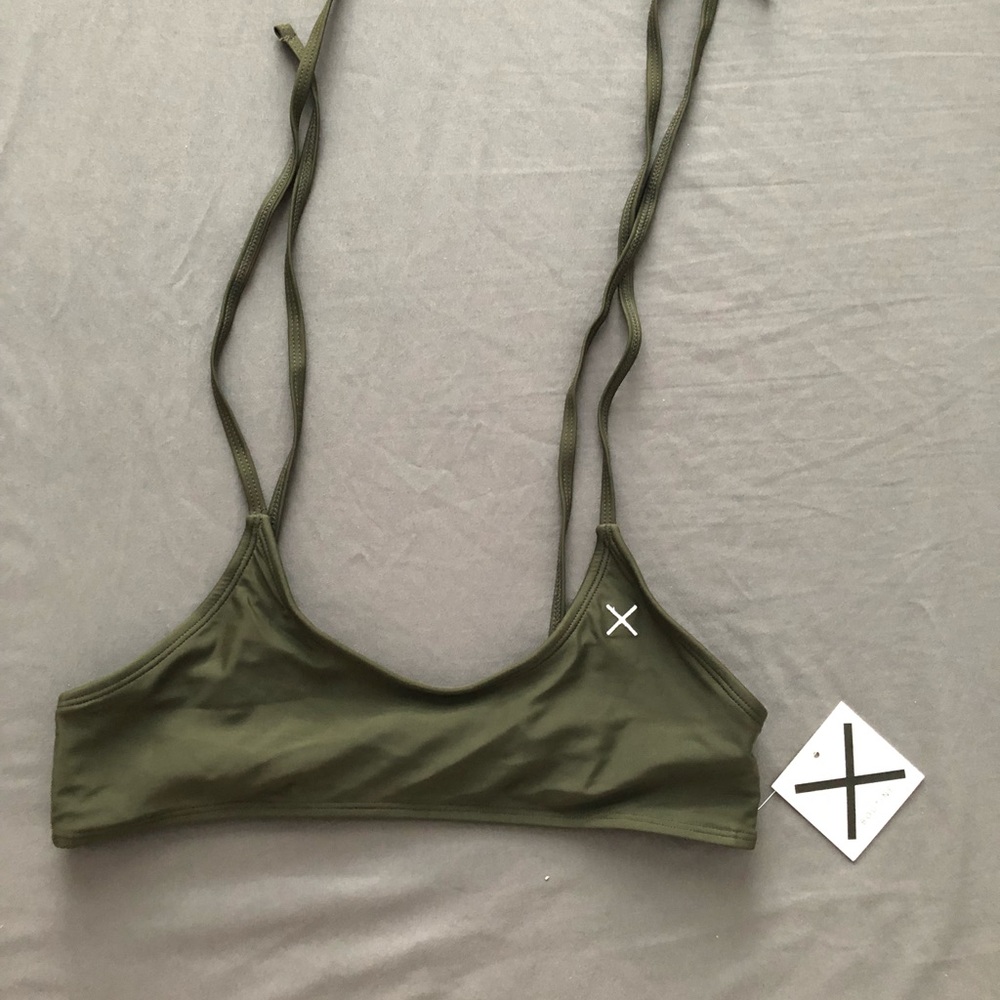 BoutineLA bikini top NWT!
